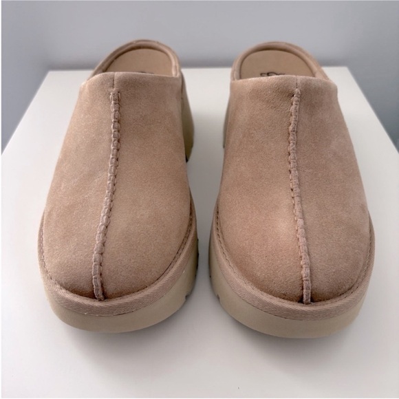 ⭐️NWOB UGG New Heights Clog. Size 10⭐️ - Picture 9 of 13